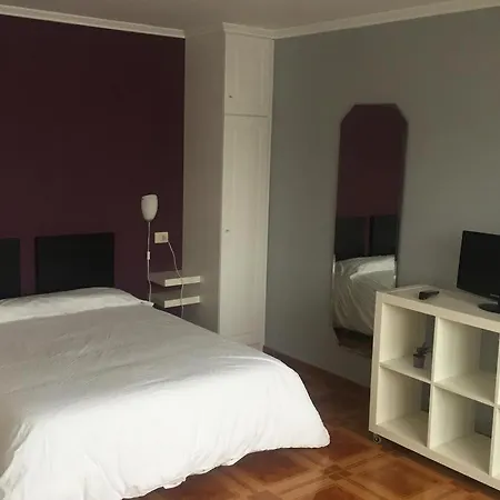 Hotell Playa De Quenxe
