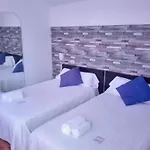 Playa De Quenxe Hotel Corcubión